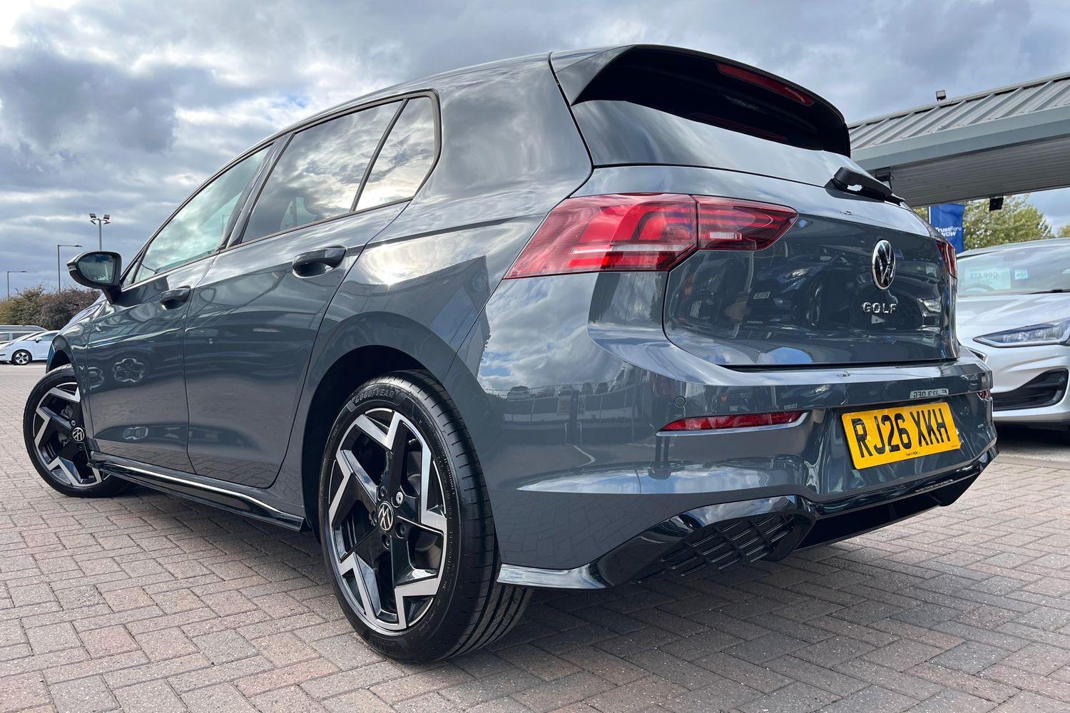 Volkswagen Golf Photo 37