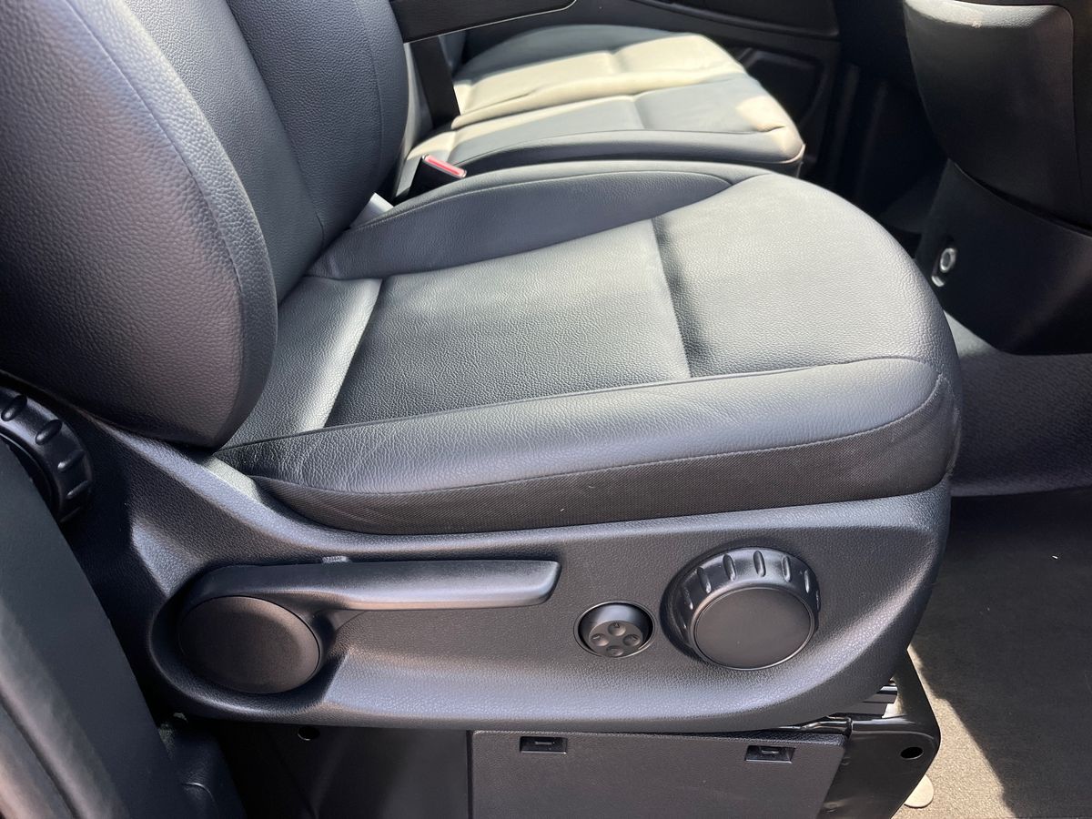 Mercedes-Benz Vito Photo 32