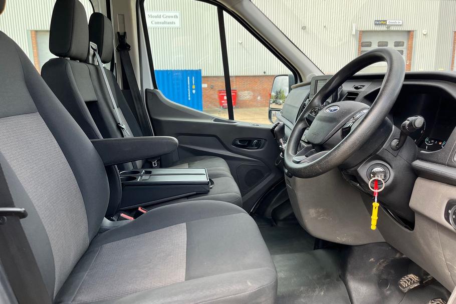 Used FORD TRANSIT MM72YCZ 26