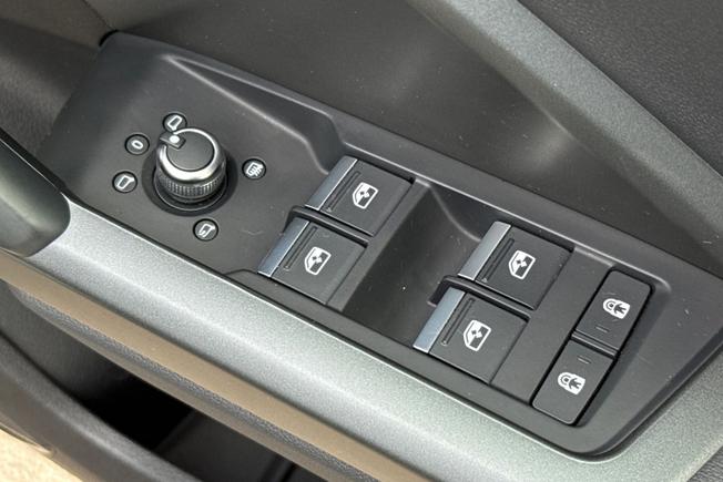 AUDI Q3 Photo 33
