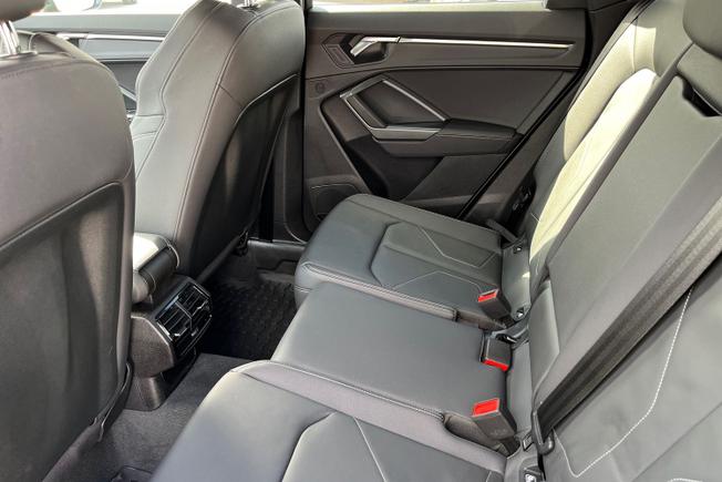 Audi Q3 Photo 44