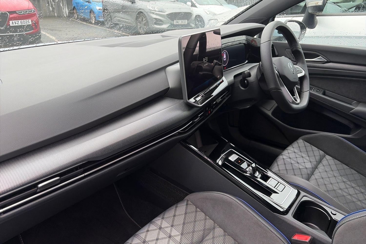 Volkswagen GOLF Photo 17