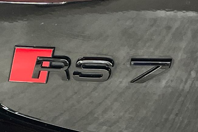 AUDI RS7 Photo 27