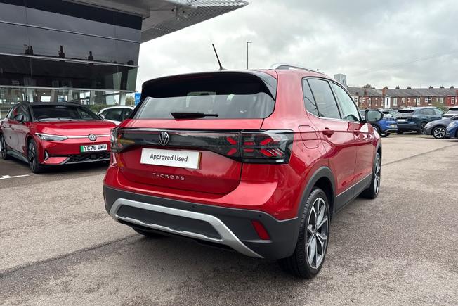 VOLKSWAGEN T-Cross Photo 24