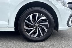VOLKSWAGEN Polo Photo 5