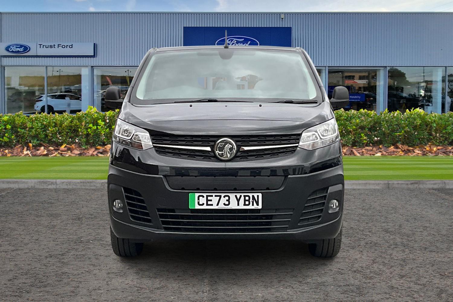 Vauxhall VIVARO LIFE Photo 5