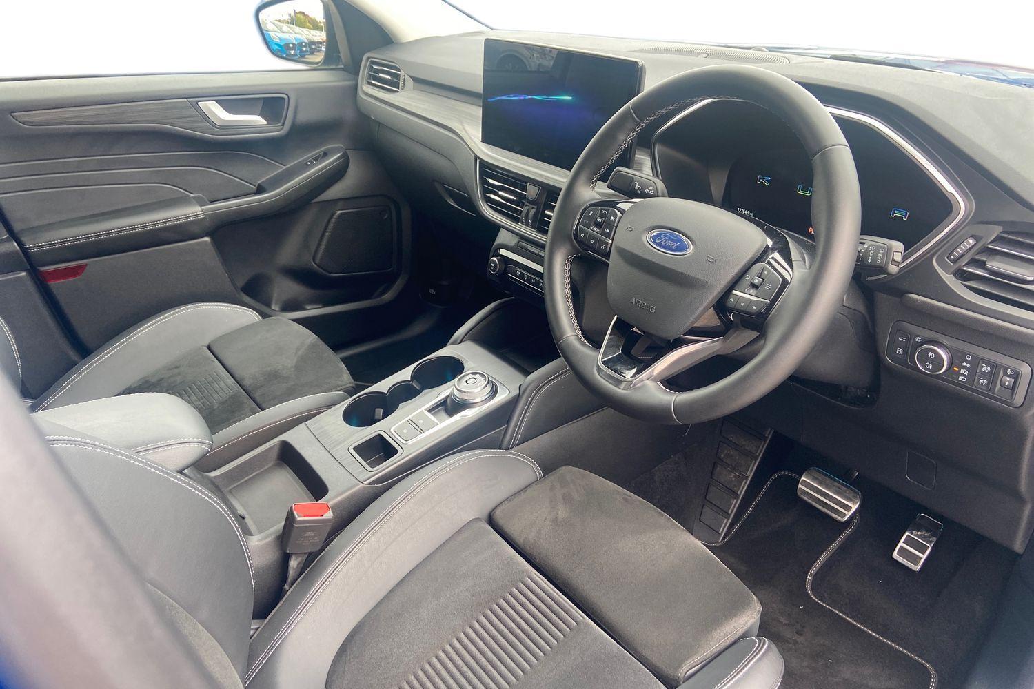 Ford KUGA Photo 8