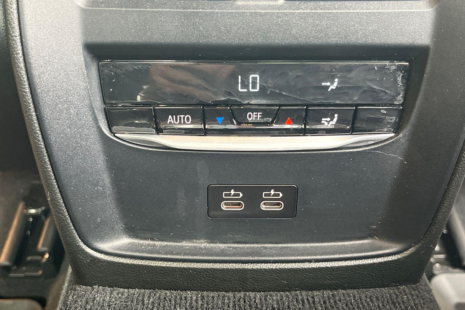 BMW 3 SERIES Photo 32