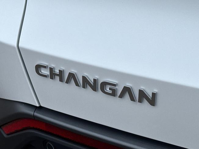 Changan Deepal S07 Photo 25