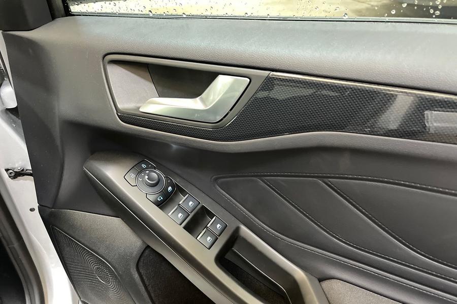 Ford FOCUS Photo autoimg-4305ac71b955175000bedeeb08f633b829cb28d8.jpg