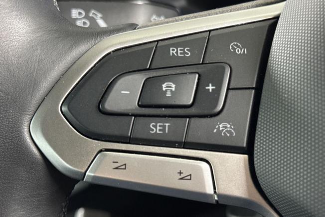 VOLKSWAGEN Polo Photo 16