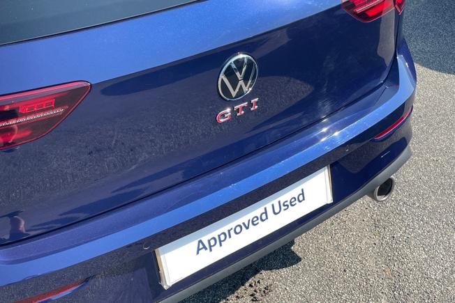 VOLKSWAGEN Golf Photo 21