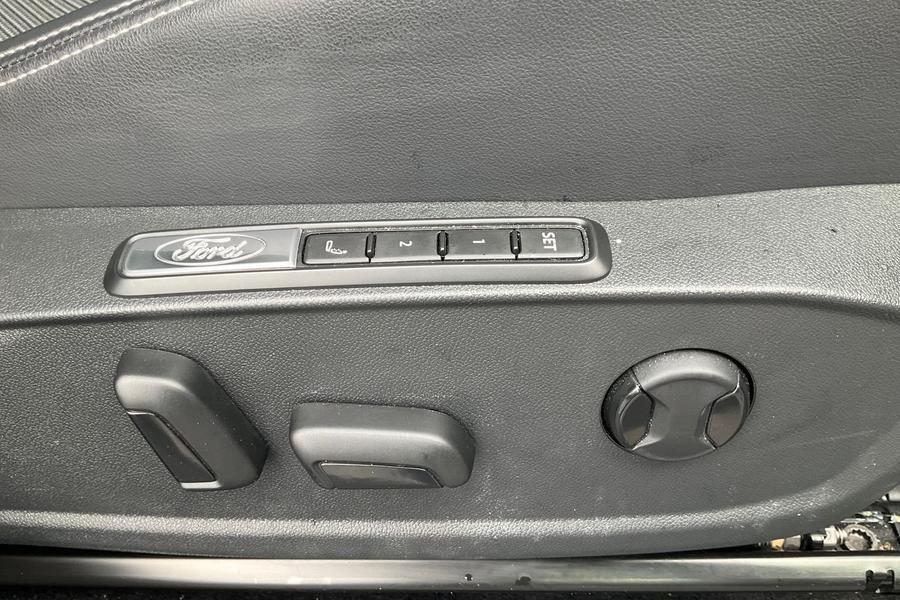 Ford Explorer Photo autoimg-430c3c9c4e39e89e740c26ec39480a2f4bf92519.jpg