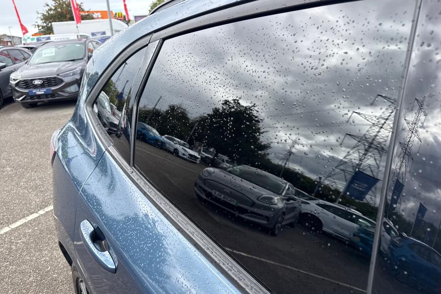 Ford KUGA Photo autoimg-430e1b01830adc0d8d6c38dd27048342c2ea0f85.jpg
