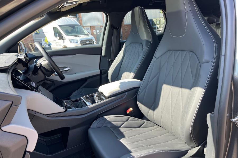 Ford Capri Photo autoimg-43118875ac728c0860ca194a817934cd3542b126.jpg