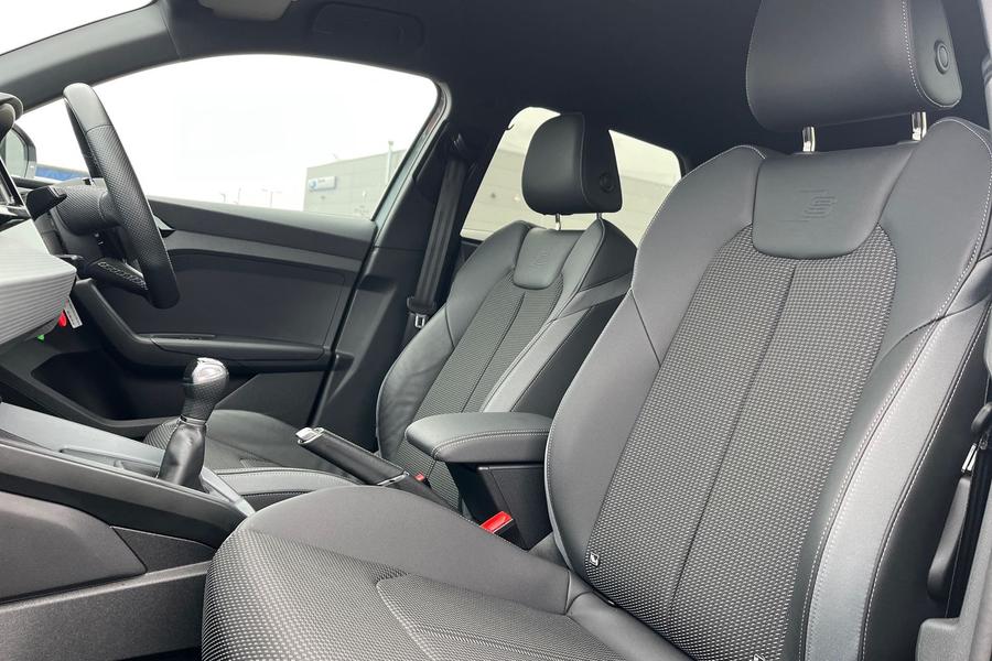 Audi A1 Photo autoimg-431d30efdc15b55e2fb9fd4d6483c4fa1cc5f679.jpg