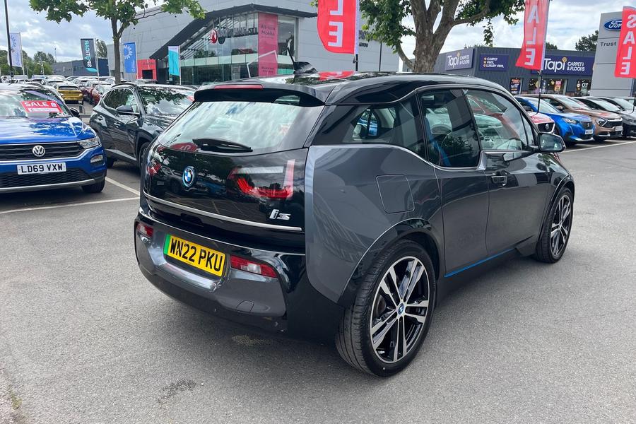 BMW I3 Photo autoimg-431d412f7c4d61e3bee0c1be144503744b7e4b26.jpg