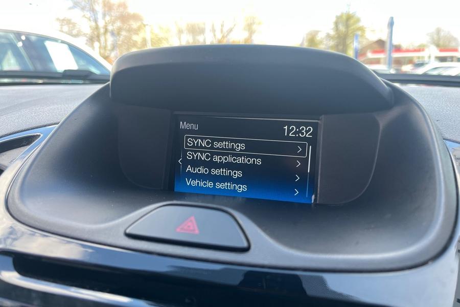 Ford KA+ Photo autoimg-4322791a0fa40a509e7cc3c111aba0d52d13f6a3.jpg