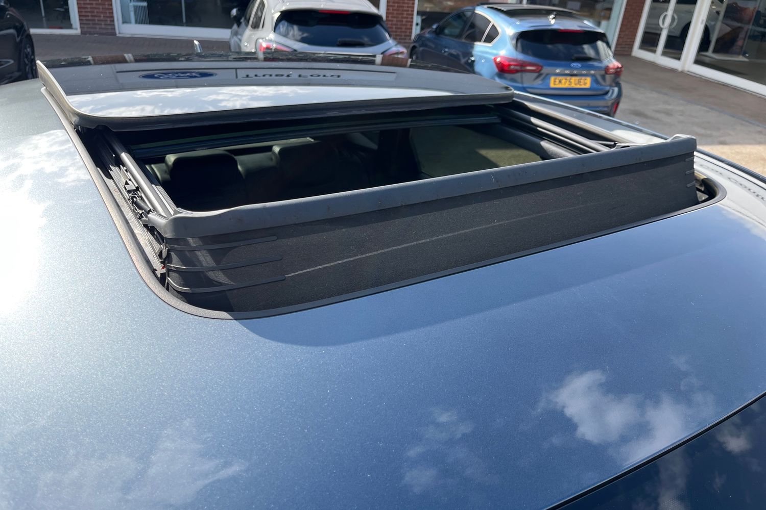 Audi e-tron Photo 37
