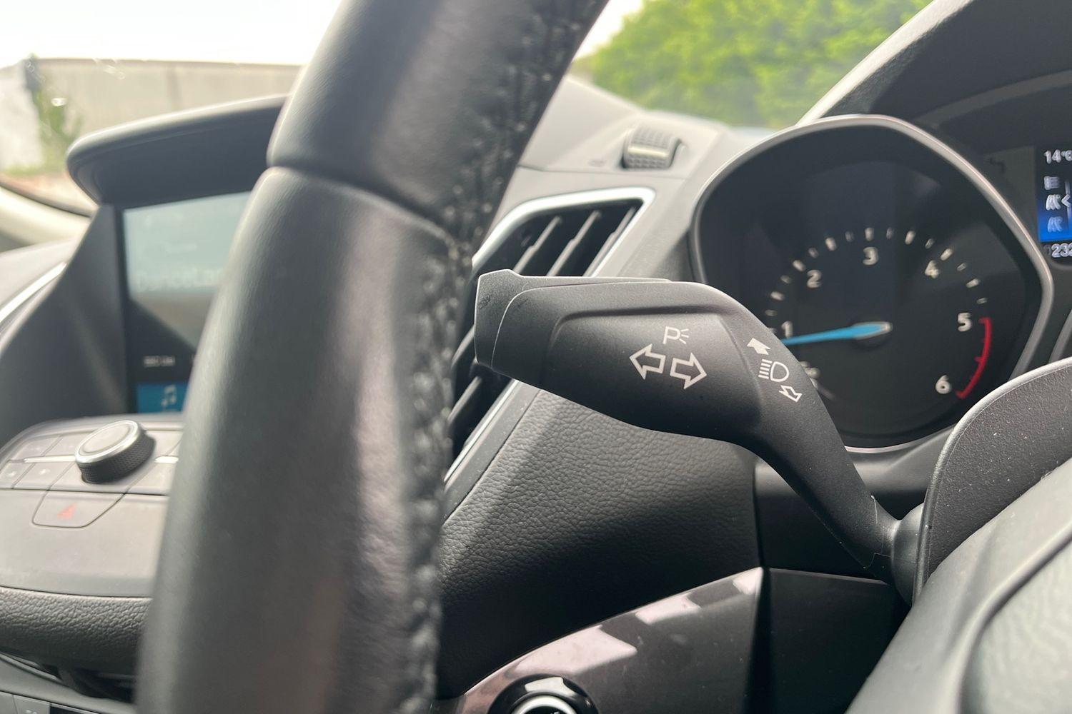 Ford C-MAX Photo 13