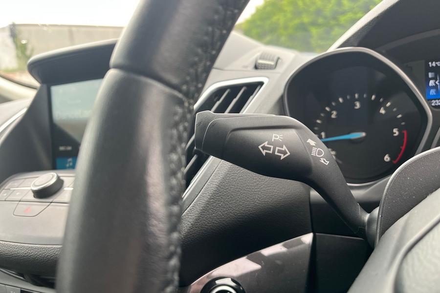 Ford C-MAX Photo autoimg-4325fe361b799eb6e92a60fd413d99cc983b65c3.jpg