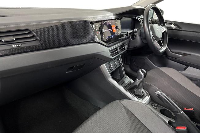 VOLKSWAGEN Polo Photo 2