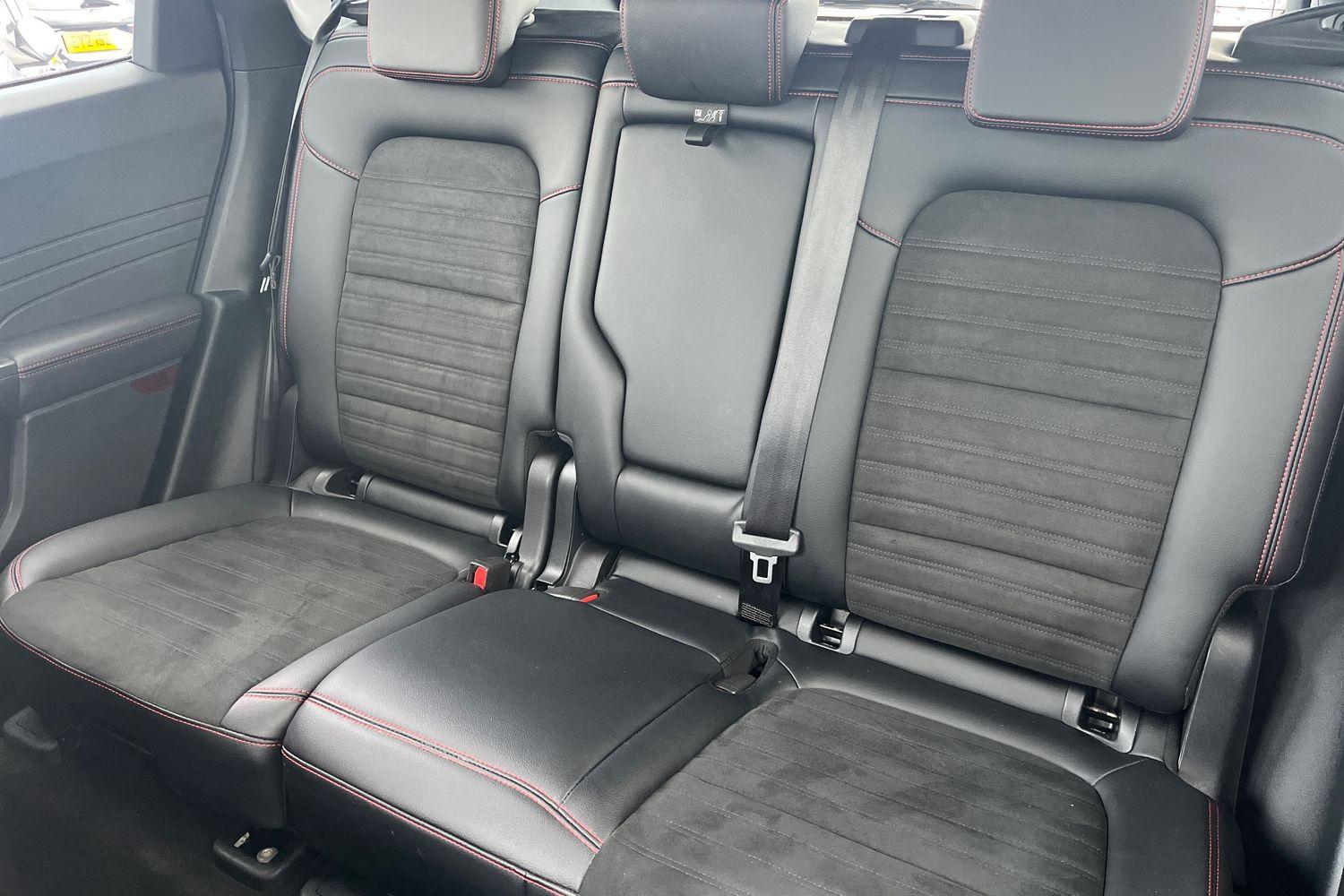 Ford KUGA Photo 19