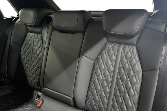 Audi S3 Photo 9