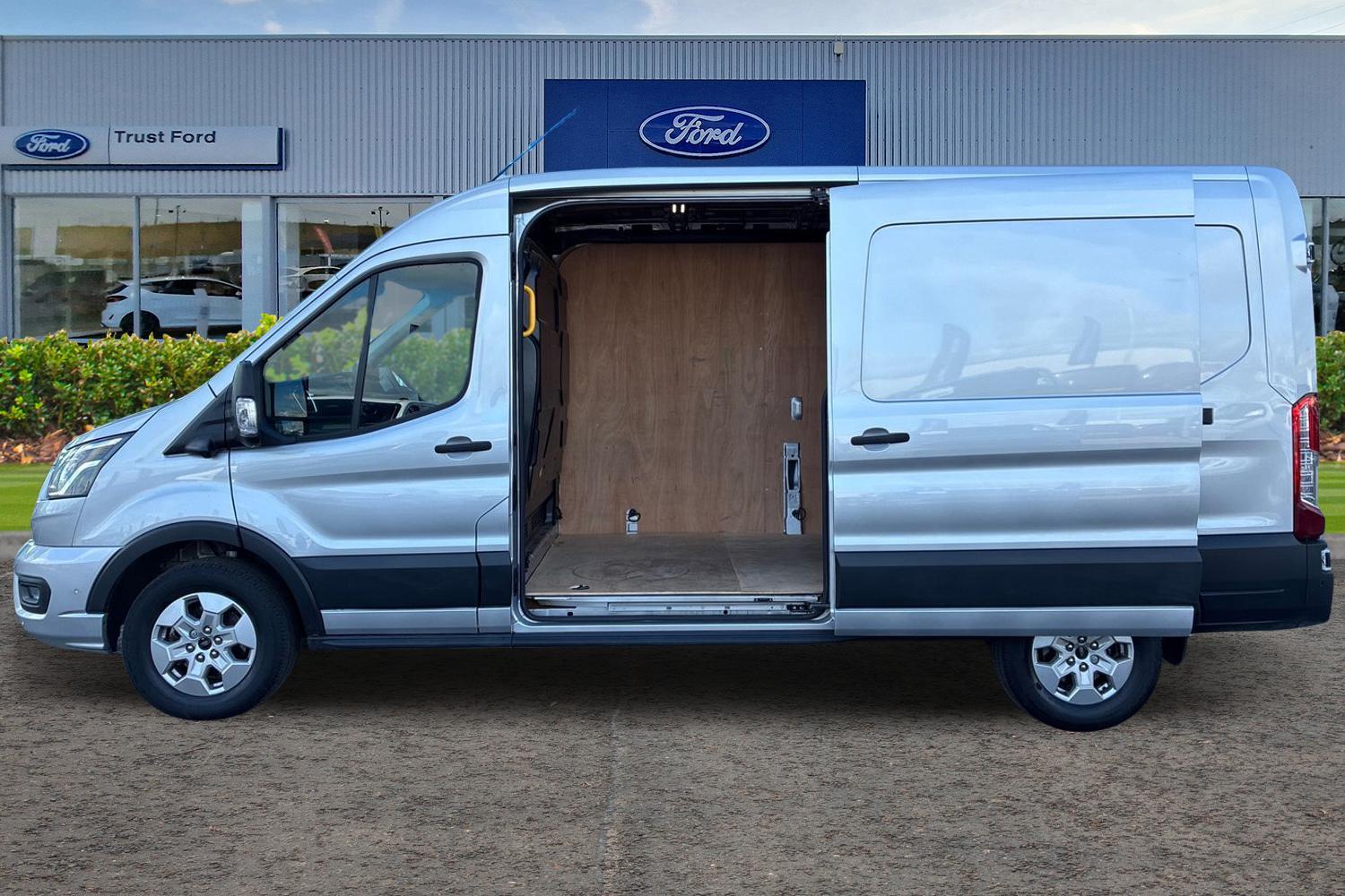 Ford TRANSIT Photo 4