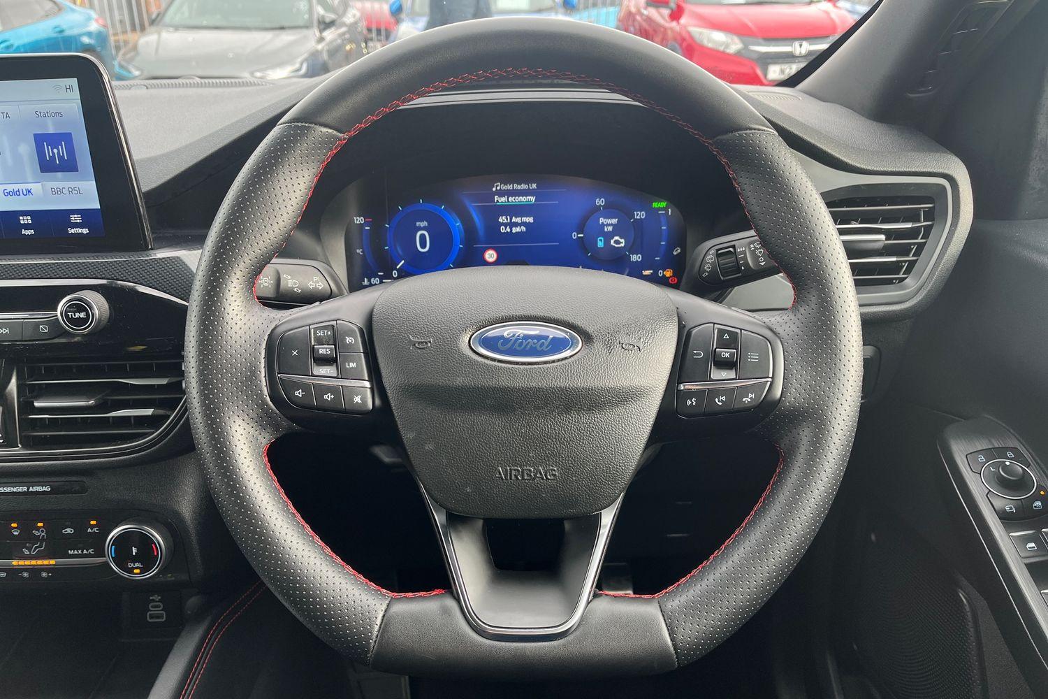 Ford KUGA Photo 11
