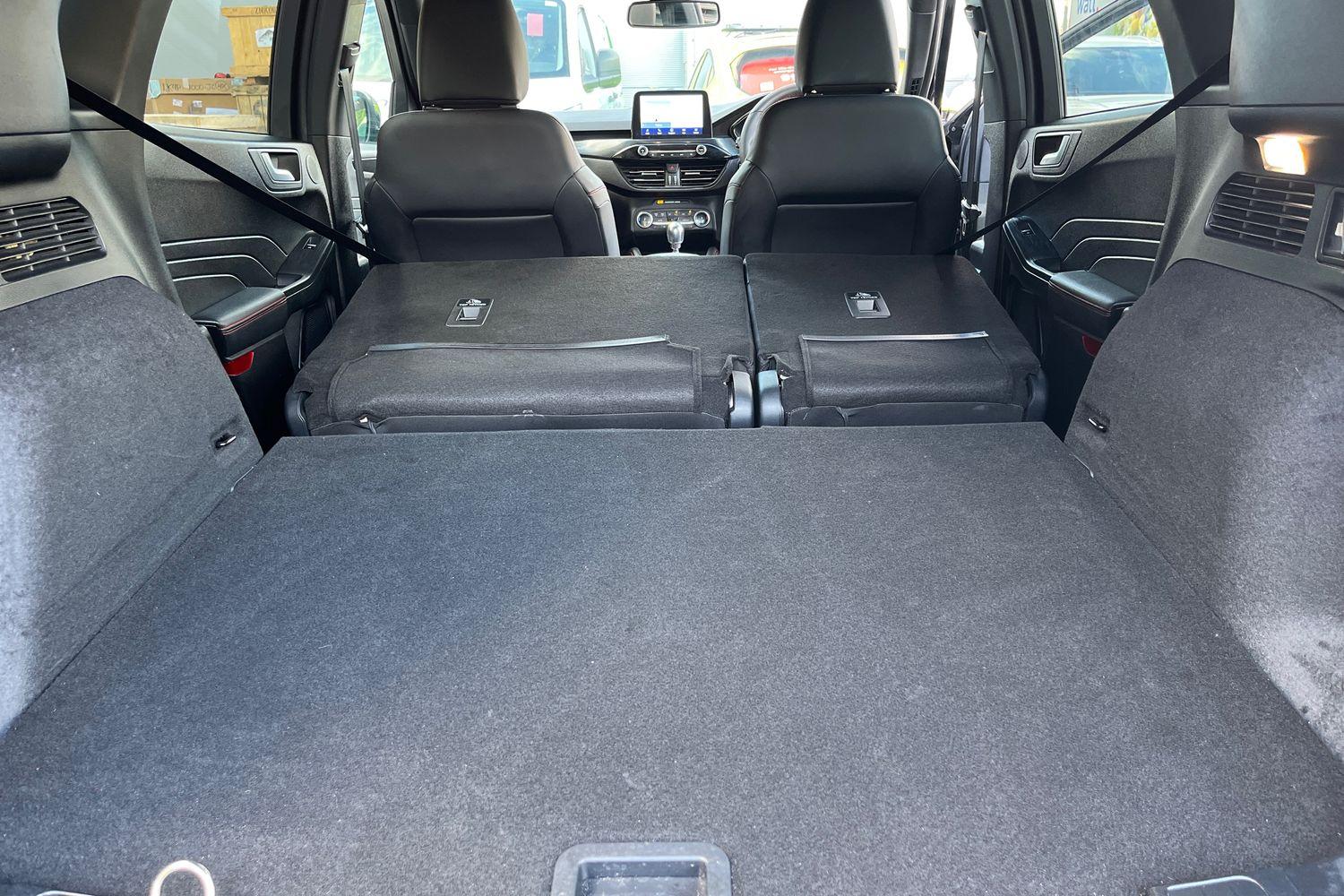 Ford KUGA Photo 23