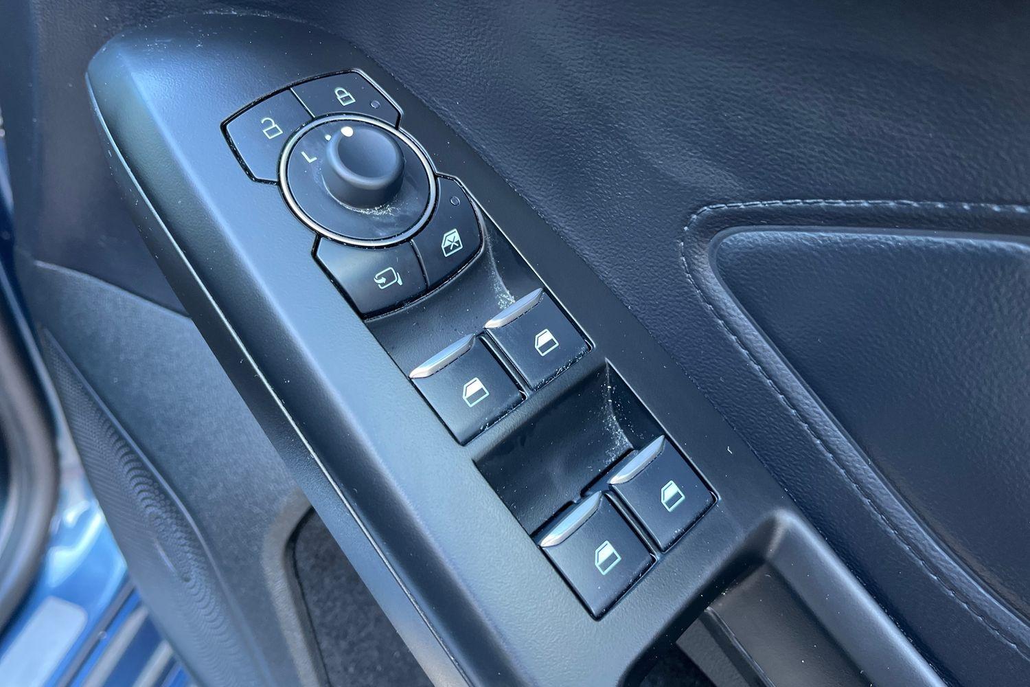 Ford Focus Photo 15