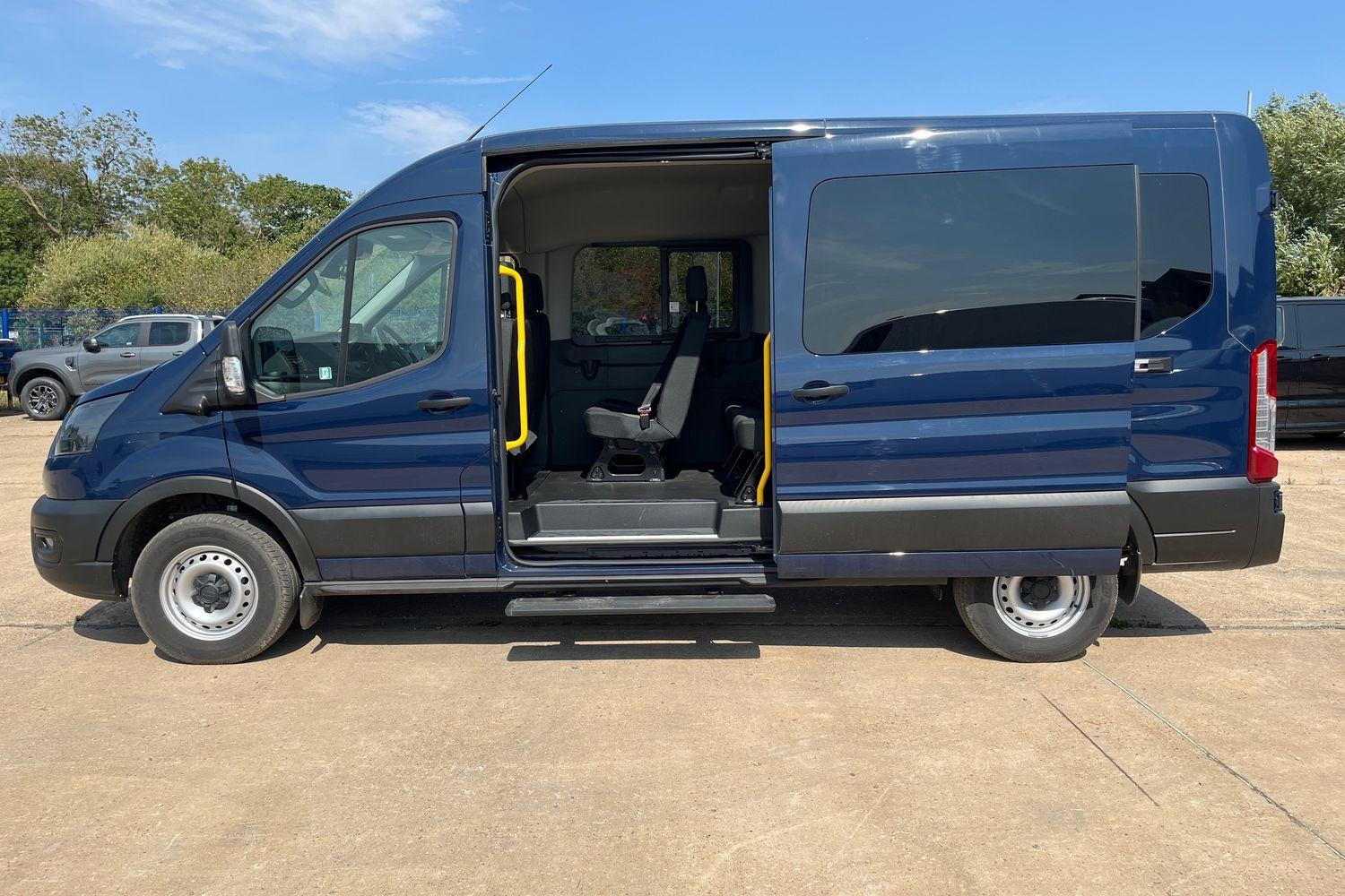 Ford TRANSIT Photo 4