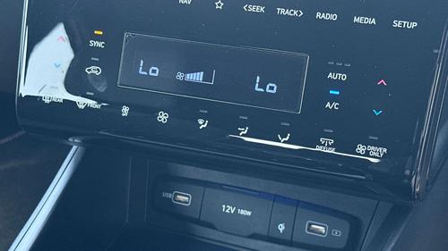 Hyundai TUCSON Photo autoimg-433d8a170ee7ee57bc2a80bf80ab7361f21b538f.jpg