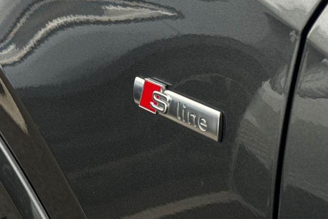 AUDI Q2 Photo 35