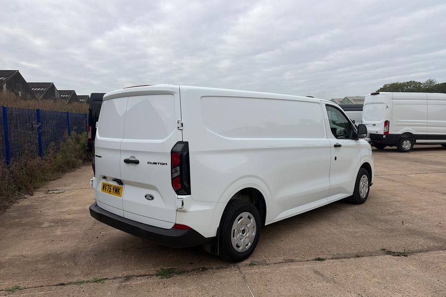 Ford TRANSIT CUSTOM Photo autoimg-434928a66741eba5c2c7863c3d9c4e8518f26cab.jpg