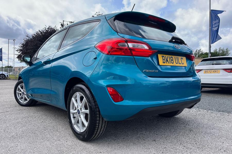 Ford Fiesta Photo autoimg-43495fd8e31fd61f6756139d09cb4644cd320105.jpg