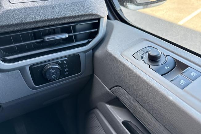Volkswagen E-Transporter Photo 26