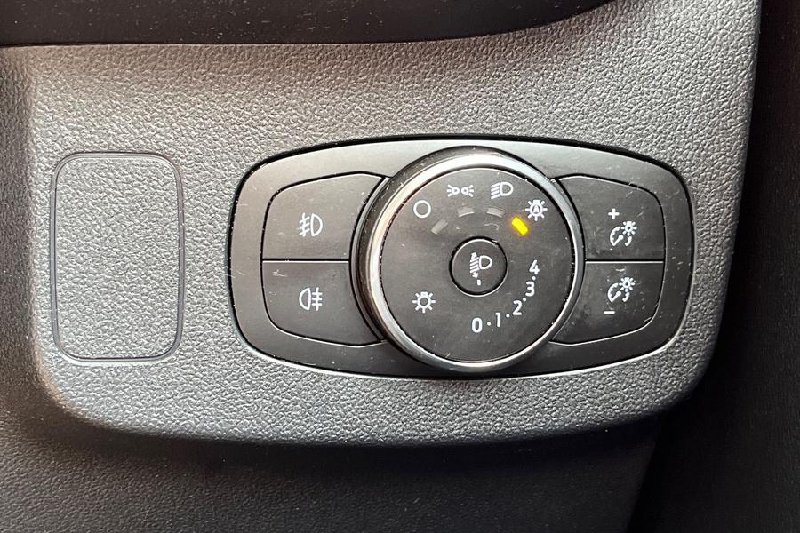 Ford Puma Photo autoimg-43501a8e6854f5dc9082c21d011cae495b3c3355.jpg