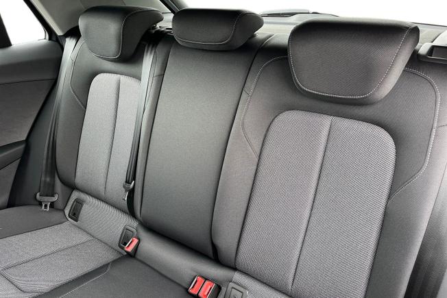 AUDI Q2 Photo 9