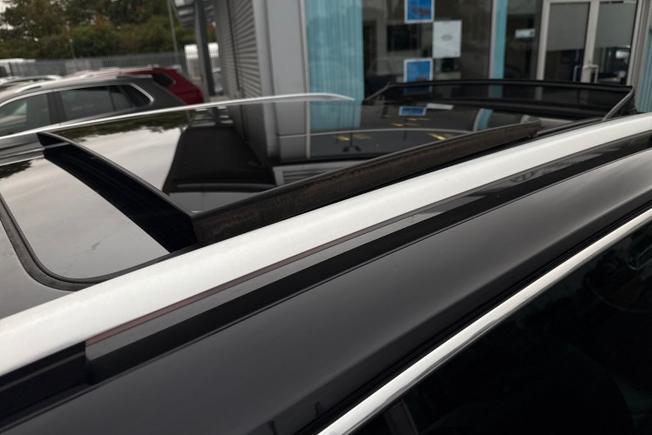 VOLKSWAGEN Tiguan Photo 48