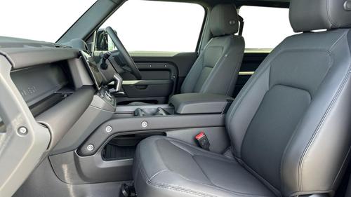 Land Rover Defender Photo autoimg-4359f35adfd48ac3aa08634549de49abcc95e675.jpg