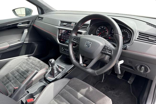 SEAT Arona Photo 6