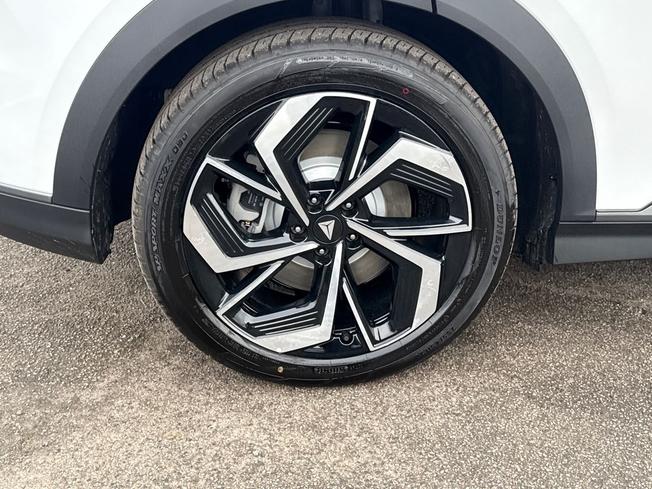 Changan Deepal S07 Photo 5
