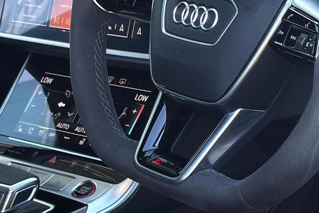 AUDI Rs6 Avant Photo 37