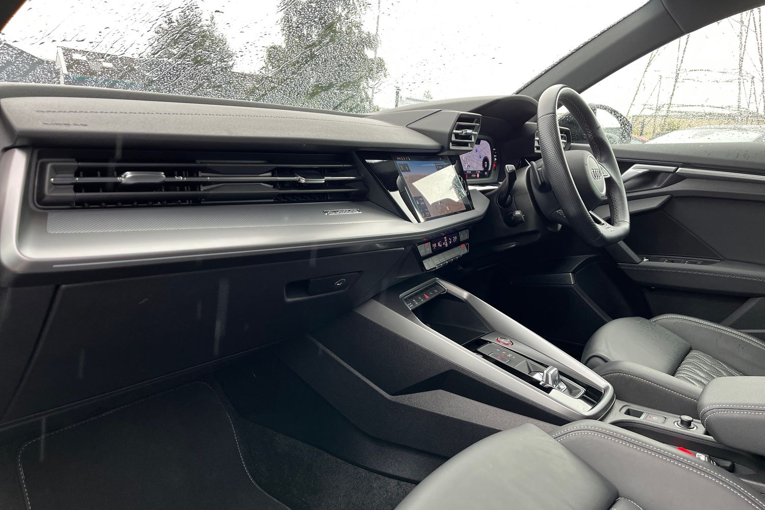 Audi S3 Photo 17