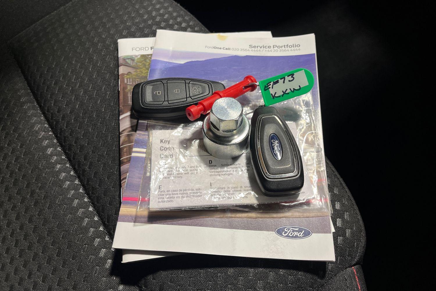 Ford FOCUS Photo 21