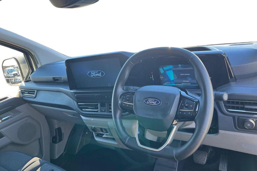 Ford TRANSIT E-CUSTOM Photo autoimg-4368b16c350774a33ac091ddc06c6c3cc35cedd8.jpg