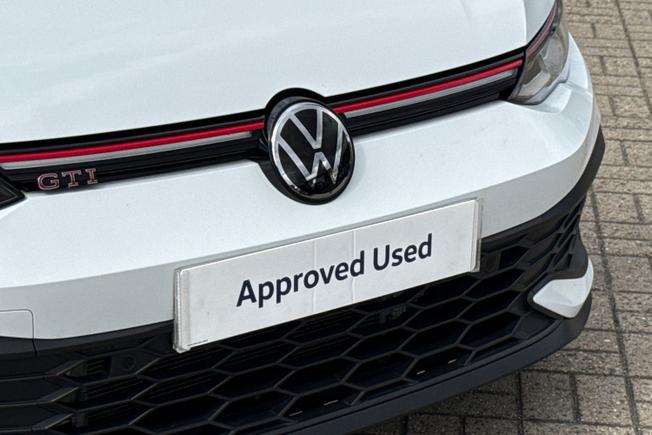 Volkswagen Golf Photo 50