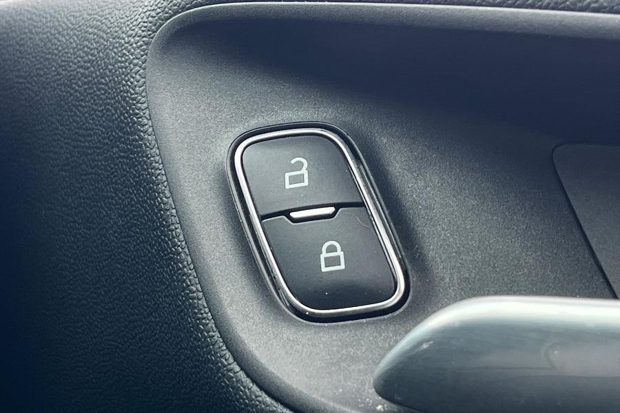Ford Fiesta Photo autoimg-4369a516f9d5652b646cff928330e20d488612c7.jpg